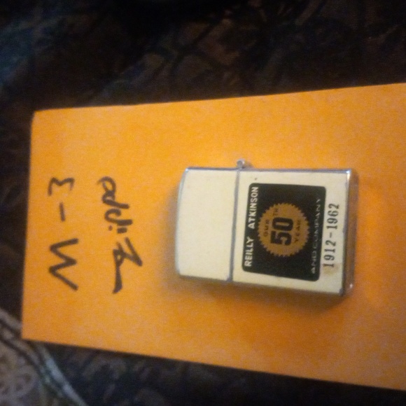 Vintage zippo like lighter - Picture 1 of 8